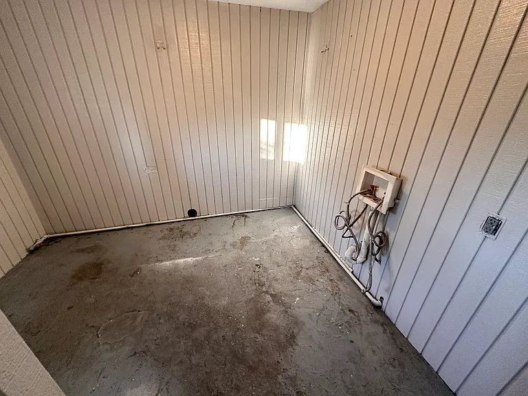 110 N Grant Ave — Photo 23