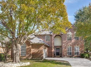 2405 N Hunter Place Ln, Arlington, TX 76006