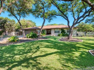 10211 Rafter O Trl, Helotes, TX 78023