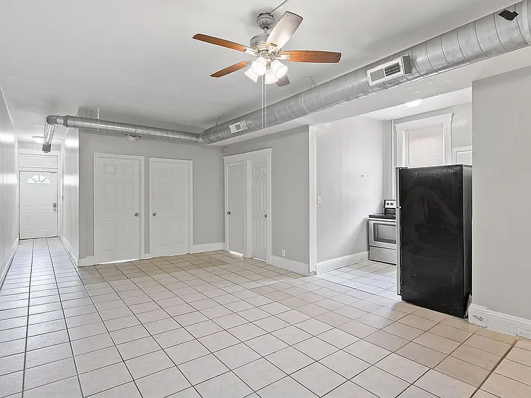 60 W McMillan St #1 — Photo 6