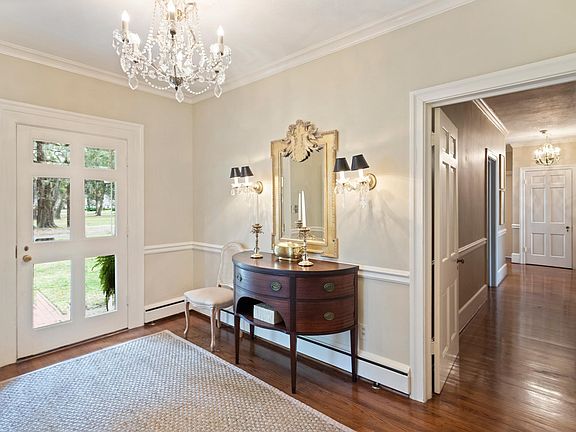 4th image of 3818 Bettes Cir