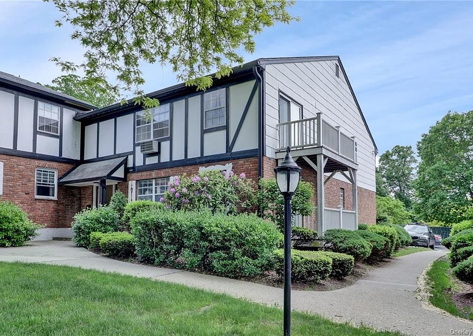 1st image of 89 Parkside Dr