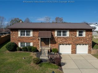211 Bevis Cir, Huntington, WV 25705
