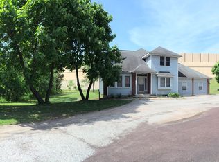 1998 Skippack Pike, Blue Bell, PA 19422