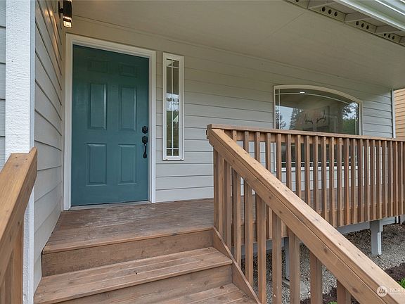 2nd image of 3335 127th Avenue NE