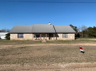 320 Apache Rd, Gatesville, TX 76528