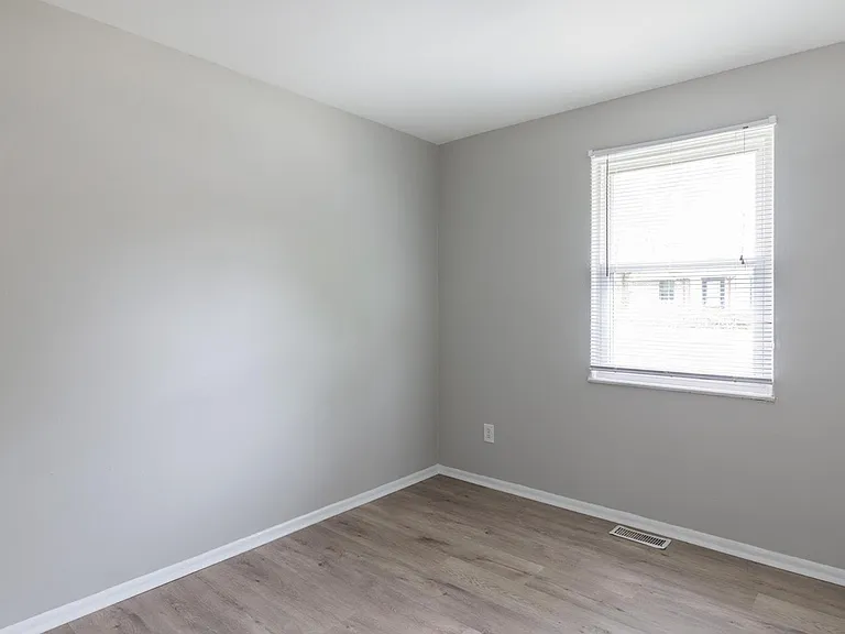 3008 Oriental Dr — Photo 10