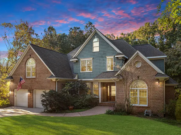 12817 Strickland Rd, Raleigh, NC 27613