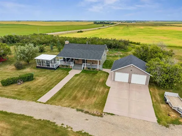 272011 E Range Road 275 #A, Rocky View County, AB T4A 2Y8