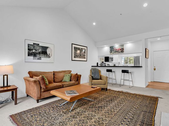 5th image of 875 Tamalpais Ave APT 16