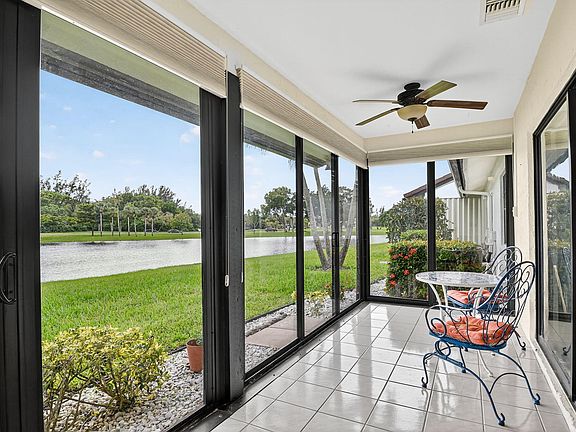 2nd image of 5710 Parkwalk Circle E