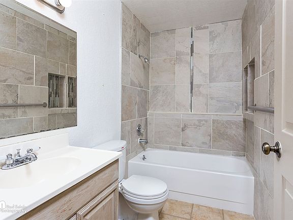 Bathroom_5804
