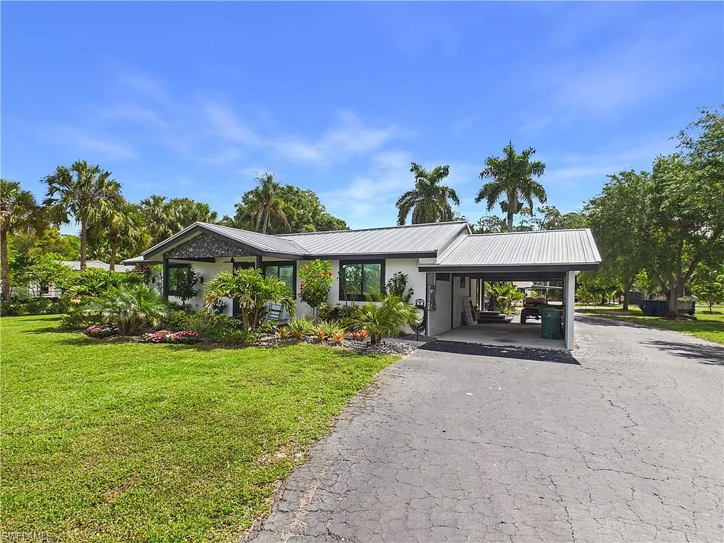 3 bed, 3.5 bath, 1728 sqft, $9,000 — Photo 2