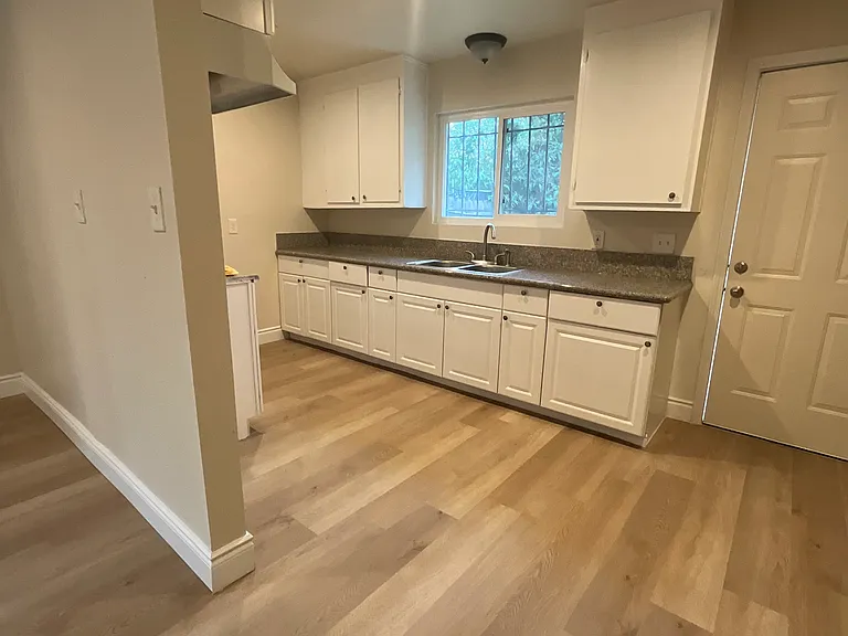 6925 N El Dorado St #6925 — Photo 1