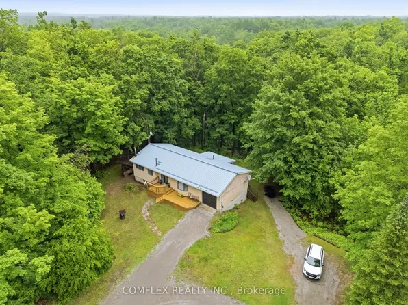 1354 Clear Lake Rd, Minden Hills, ON K0M 2L1