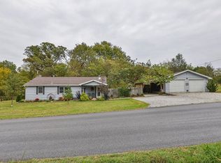 2182 N Haseltine Road, Battlefield, MO 65619