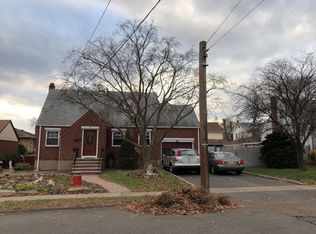 24 Chestnut St, Dumont, NJ 07628