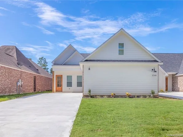 1749 Pelican Dr, Westlake, LA 70669