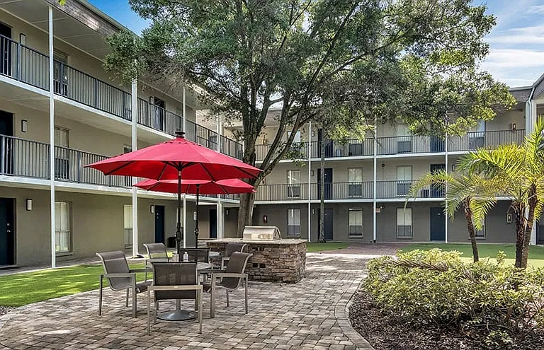 Promenade At Belleair Apartments — Photo 21