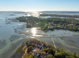 1462 Harborsun Dr, Charleston, SC 29412