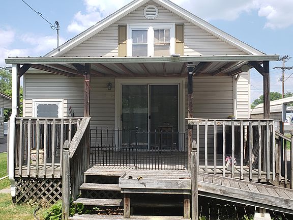 4th image of 2125 Stadium Dr