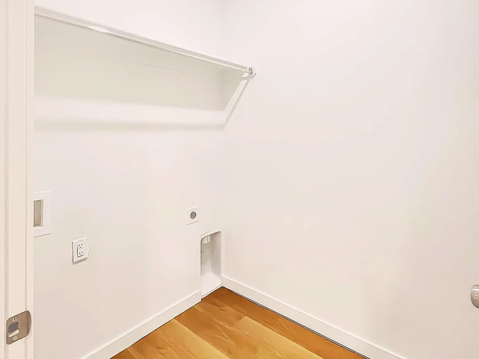 3 bed, 1150 sqft, $1,350 — Photo 2