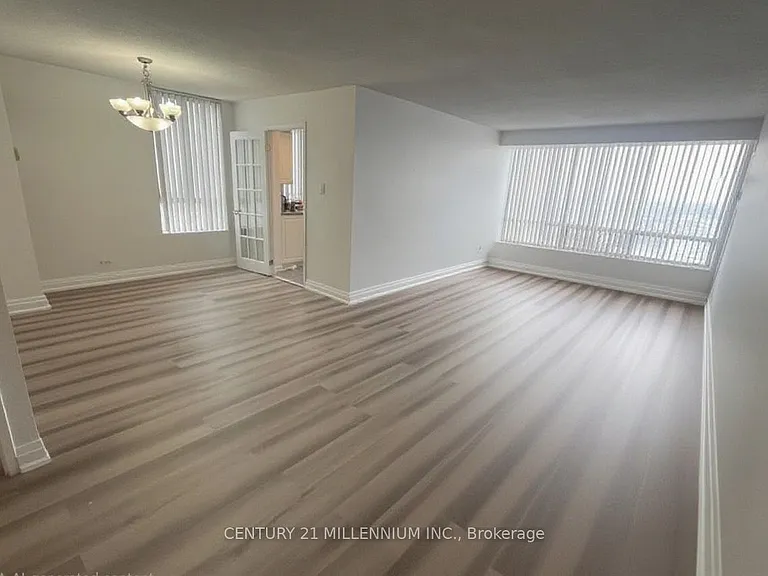 26 Hanover Rd #1605 — Photo 1