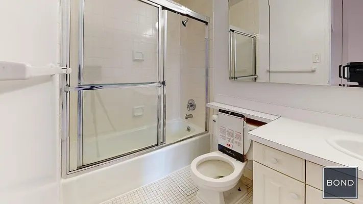 Rented by Bond New York | media 12