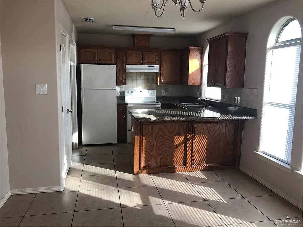 2 bed, 2.0 bath, 924 sqft, $850 — Photo 4