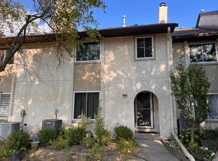 146 Tennyson Dr, Plainsboro, NJ
