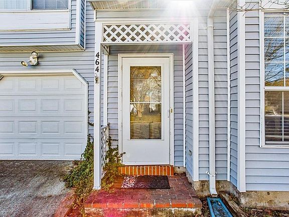 5th image of 464 Wrenn Cir