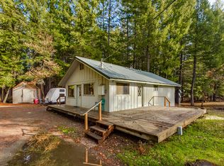 80 Pine Cone Ln, Mad River, CA 95552