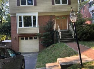 6861 Saint Albans Rd, Mc Lean, VA 22101