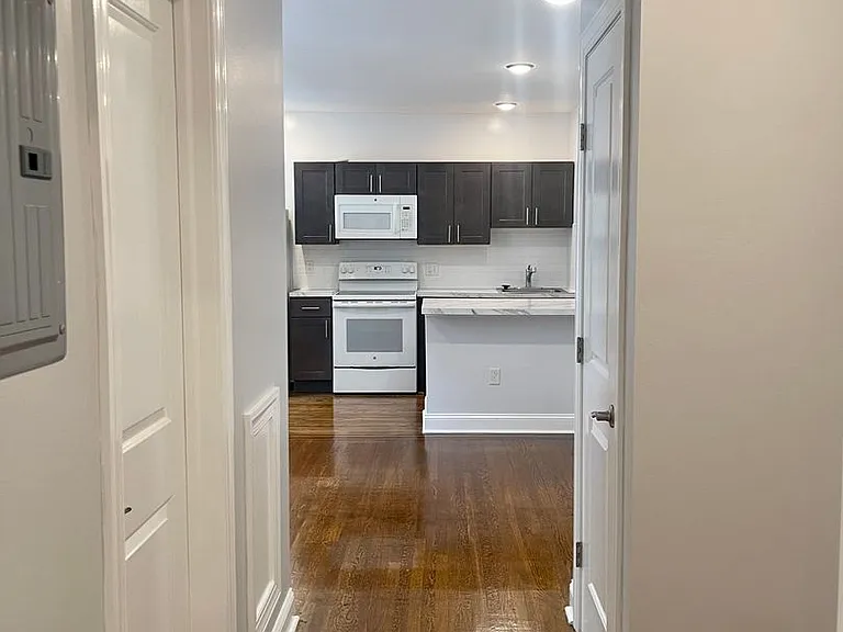 4203 Chester — Photo 30