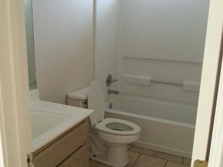 1419 Acme Ln #4 — Photo 6