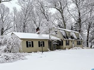 24 Silversmith Rd, Unionville, CT 06085