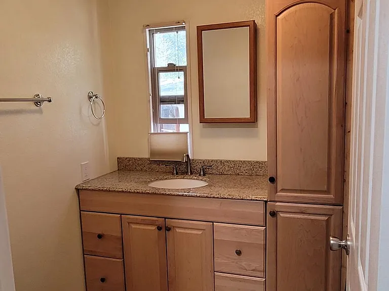 201 Manor Ct #29 — Photo 11