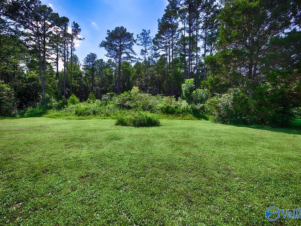 2nd image of Acuff Rd