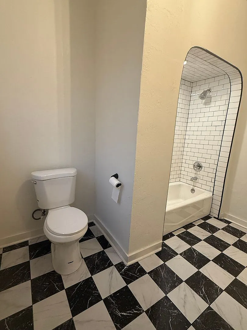 Molina Property — Photo 3