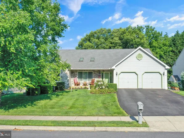 3116 N Wagner Cir, Sinking Spring, PA 19608