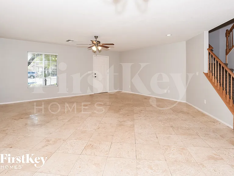 5048 Indigo Gorge Ave — Photo 4