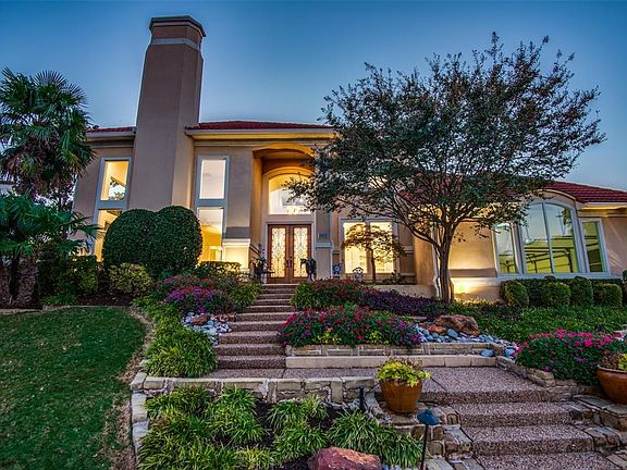 2nd image of 2613 Pelican Bay Dr
