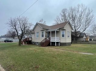 2501 17th Ave, Menominee, MI 49858