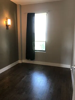 Rented by Premier Metro Realty Corp | media 22