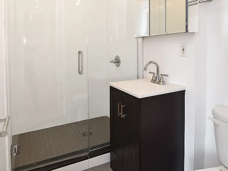 120 Ridge St #4B — Photo 9