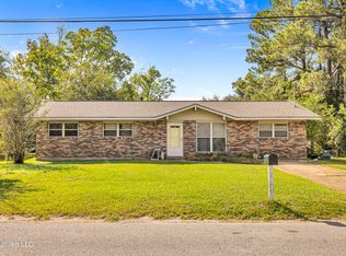 7213 Melrose Dr, Biloxi, MS 39532