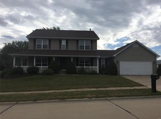 3514 Canyon Creek Dr, Saint Charles, MO