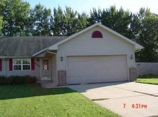 4529 Windsor Rd, Windsor, WI 53598