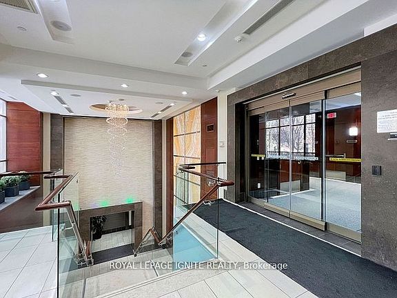 4th image of 310 Burnhamthorpe Rd W #308