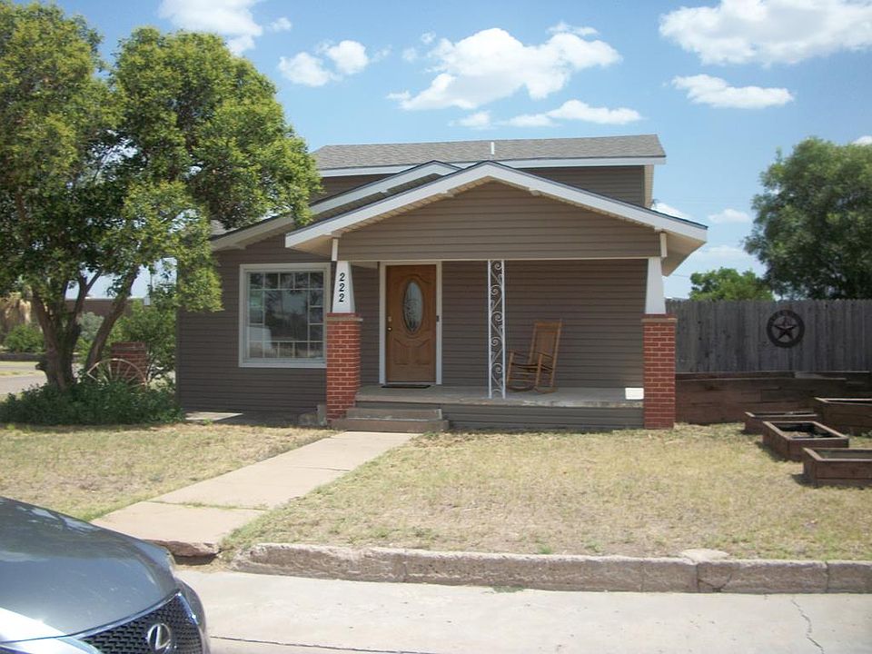 1st image of 222 E 10th St